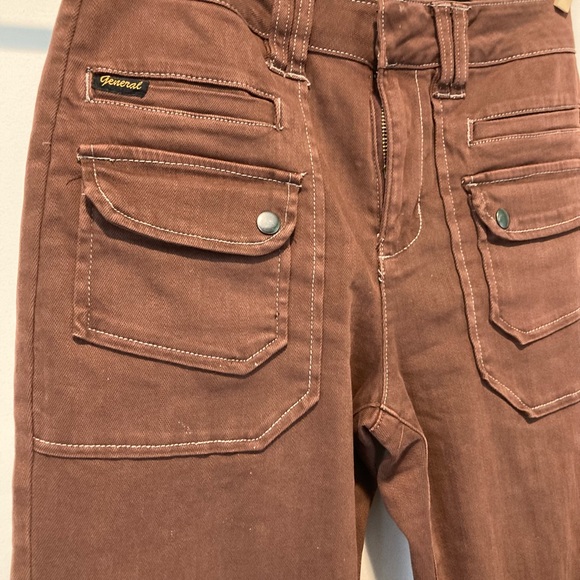 LIKE NEW VINTAGE STYLE JEANS - Picture 6 of 11